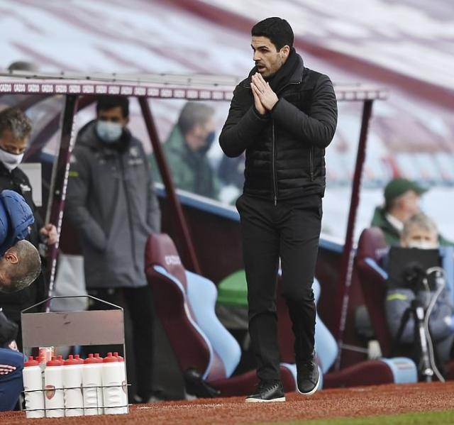 江南体育-阿尔特塔：又送礼又不进球肯定没法赢 不评论裁判