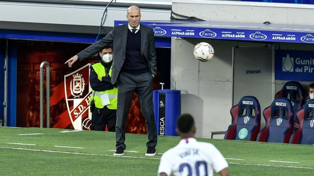 江南体育平台-一步乱，步步乱 皇马无人可用已被逼到墙角